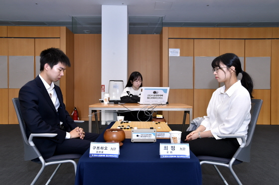 막강한 우먼파워! 중국 강호 넘어뜨리다